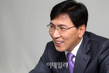 단군비즈부천지사 | [인터뷰] 안희정 “민주+진보 140석, 단군 이래 최대 의석”