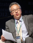 [포토]세션2에 참석한 모종린 연세대학교 국제학대학원 교수