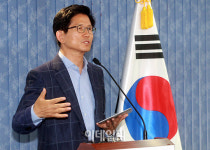 단군비즈부천지사 | [포토]김문수 도지사 "통일은 단군 이래 최대의 성장 동력"