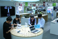 롯데마트 디지털파크 잠실점, 오픈 1년만에 매출 500억