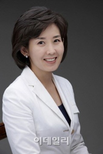 [세계여성포럼]나경원, 딸 위해 여성위해 달린다.