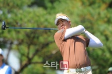 이동환, PGA Q스쿨 4R 단독 선두 도약..김민휘 2위