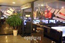 ‘전면 금연’ 앞둔 PC방 ‘요지경’