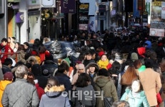 [포토]붐비는 명동거리