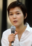 [포토]인사말하는 배우 김선화