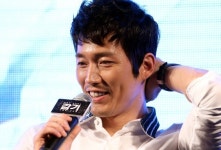 장혁 실제 키, 정확히 174.5cm. 반올림은 치사 너스레
