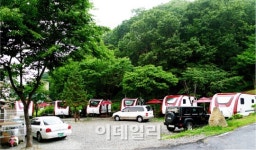 [캠핑&아웃도어]요즘 대세 카라반 캠핑 떠나볼까?