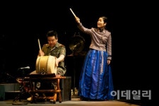 소리꾼 이자람의 억척가 두번째 앙코르