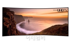 삼성전자, 105형 커브드 UHD TV 공개