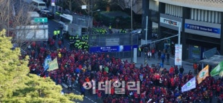 [민주노총 총파업]폴리스 라인 설치된 을지로 입구