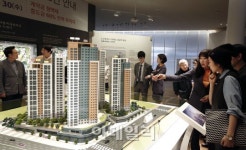 아크로힐스 논현 모델하우스에 방문객 7천명 몰려