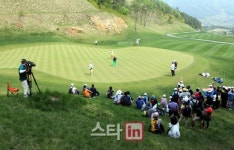 36년만의 첫 전북 KLPGA 투어, 김천-강진-전주-대전 ‘팬심’ 집결