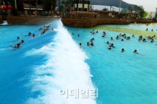 물나라에서 온 신나는 초대장…김해 롯데워터파크