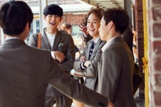 [포토] 엑소, 화보 현장.. 찬열-첸-시우민 화기애애 분위기