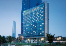비즈니스호텔 홀리데이 인 인천송도 개관