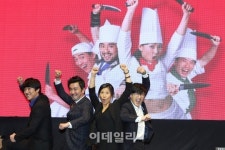 [포토]넌버벌퍼포먼스 난타 천만 관객 돌파 초연배우들이 한자리에