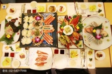 크래버 대게나라 강남점, 졸업식 가족식사부터 주말외식까지 책임