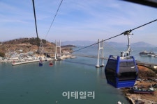 [여행+] 더 화려해진 여수 밤바다...여수해상케이블카