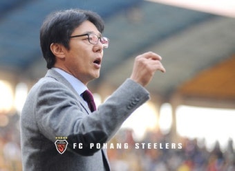 '황새가 독수리 잡았다' 포항, 숙적 서울에 승리...김승대 2골