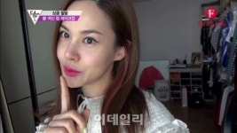 가수 아이비의 신기한 투 톤립 비밀은?
