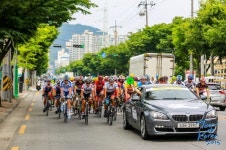 BMW코리아, 자전거대회 투르 드 코리아 2015 차량지원