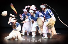 부산 시민의 흥 책임질 어울마당 풍물세상