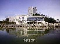 현대重, 동해안 랜드마크 호텔 씨마크 호텔 개관