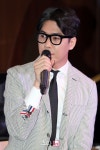 [포토]가수 정준일, '라이브(Live)' 발매 기자간담회
