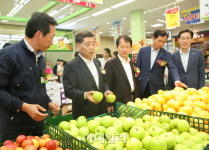 [포토]용인하나로클럽 융복합 점포로 새단장