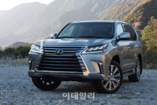 신차 안 부러워 렉서스, 페이스리프트 단행한 LX 570