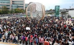 [포토]엑소(EXO)팬들로 북적이는 고척스카이돔