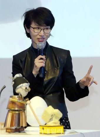 [WWEF포토]'제 4회 세계여성경제포럼(WWEF2015)'에서 강연하는 노소영 아트센터 나비 관장