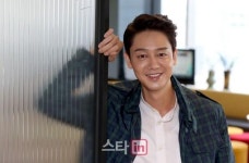 [포토]배우 김재승, 수줍은 미소