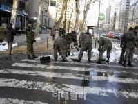 [포토]서울 강남구, 겨울철 폭설 대비 비상체제 가동