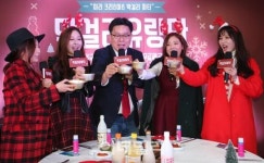 [포토]걸그룹 써니힐, 제주에서 크리스마스 막걸리 파티-4