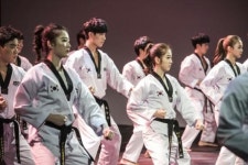 朴 대통령도 본 모던태권도 킥스 상설공연
