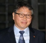 최태원 회장, 반도체 통큰 결단.. SK하이닉스 올해 6조원 이상 투자
