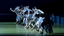 좋은 공연 미리 골라…대형극장 시즌제 바람