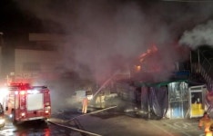 `안동 대형마트` 불, 9억여원의 재산 손실… 인명 피해는 없어