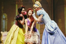 기존 문법 깬 뮤지컬 난쟁이들 막 올랐다