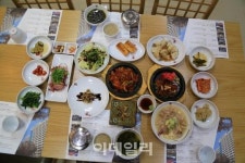 [여행] 천년 로맨스에 귀 열고 야경팔경에 눈 씻다