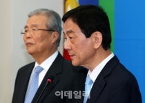 [포토]입장 밝히는 진영 더민당 의원