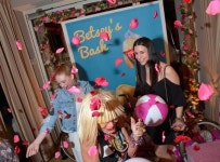 [포토]셀럽들과 함께하는 벳시 존슨