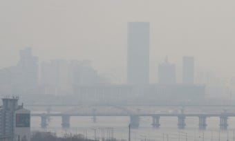 오늘 미세먼지 '나쁨'…일시적으로 '매우나쁨'도