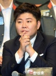 [포토]고민하는 한성호 대표