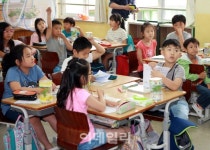 [포토] 강북구, 나비한살이 생태 체험학습 공개수업3