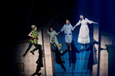 2600석 날아다니는 피터팬…어린이뮤지컬 피터팬 앙코르