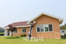 KT스카이라이프, 사랑의 안테나 무상 설치중