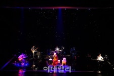[문화대상추천작_콘서트] '이소라 소극장 콘서트 여섯번째 봄'