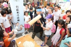 [포토]부천역곡상상시장 중국인 200여명 한류투어 즐겨~